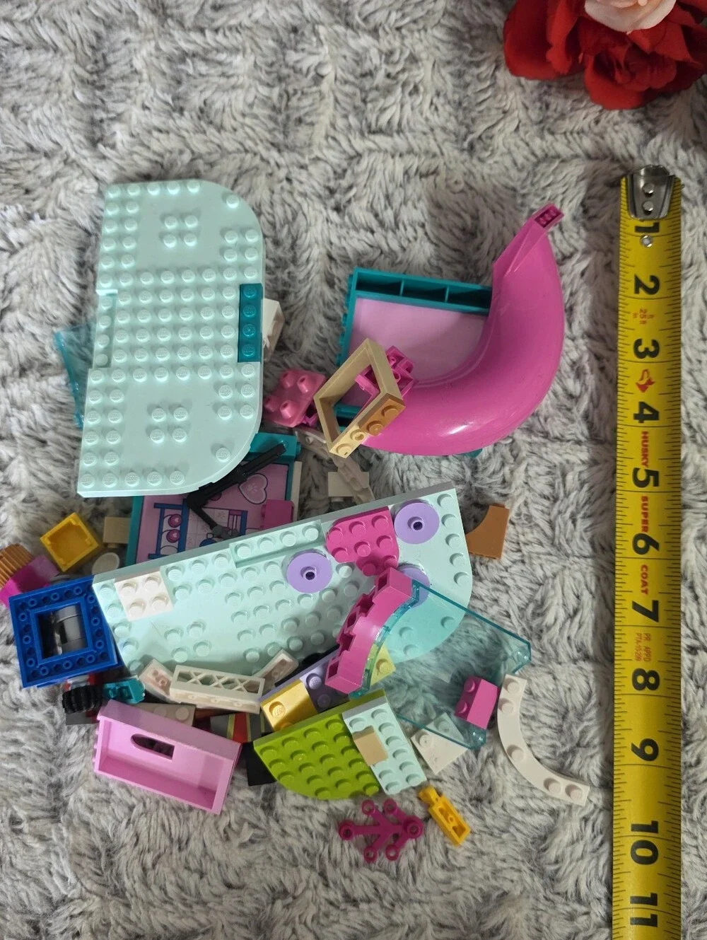 Legos Miscellaneous Mixed Bag of Pieces Assorted Pink Teal
